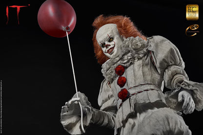 ECC ELITE CREATURE COLLECTIBLES - IT - Pennywise - Maquette - Scala 1:3