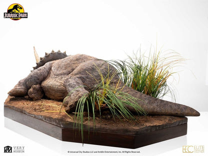 ECC - Jurassic Park Maquette 1/8 Sick Triceratops