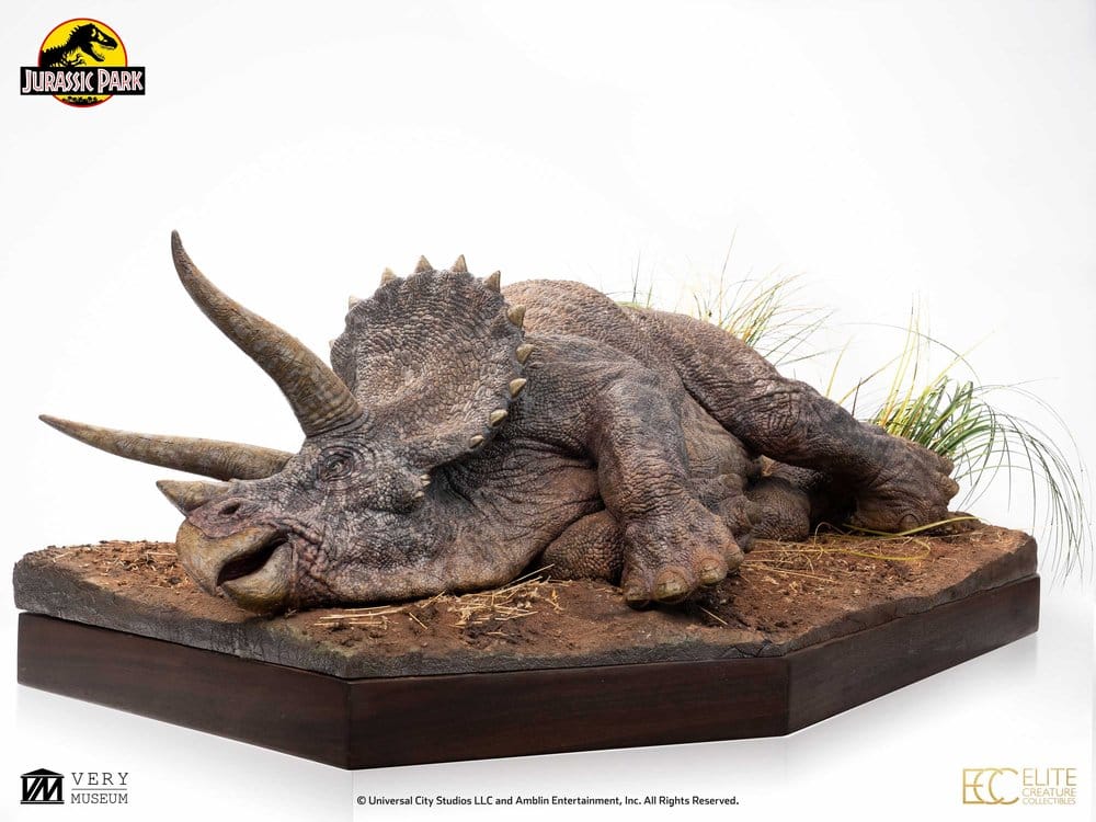 ECC - Jurassic Park Maquette 1/8 Sick Triceratops