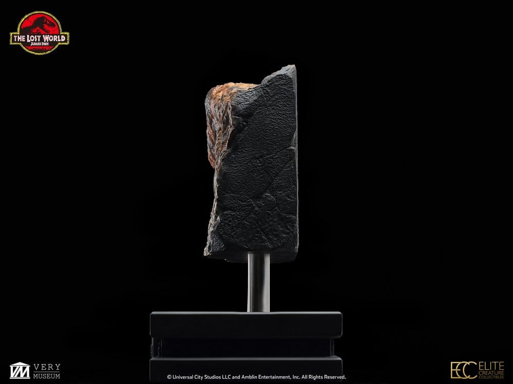 ECC - The Lost World: Jurassic Park Replica Bust Male Velociraptor Eye Prop