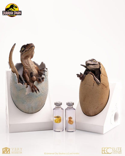 ECC - Jurassic Park Replica Bust Velociraptor Hatching Egg