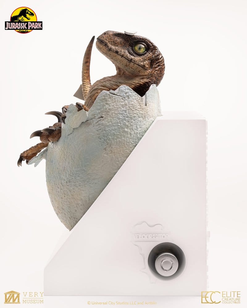 ECC - Jurassic Park Replica Bust Velociraptor Hatching Egg