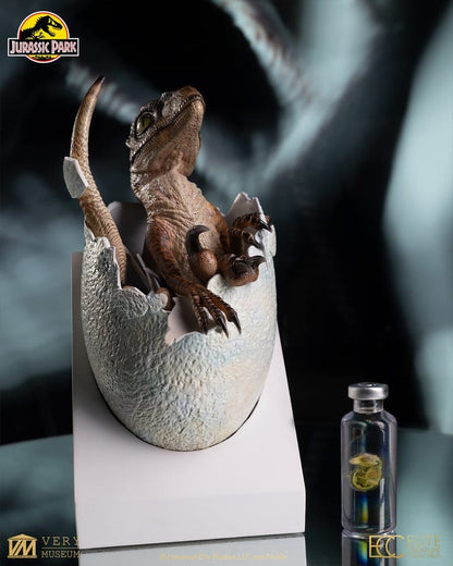 ECC - Jurassic Park Replica Bust Velociraptor Hatching Egg