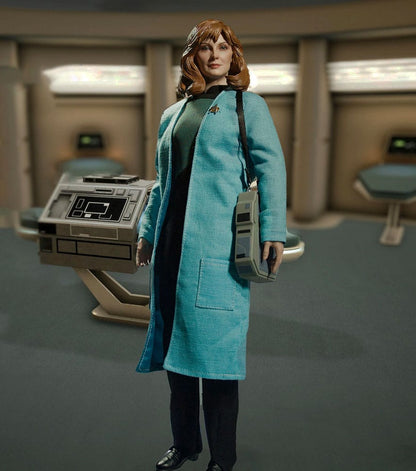 EXO 6 - Star Trek: The Next Generation Action Figure 1/6 Dr. Beverly Crusher (Standard Edition)