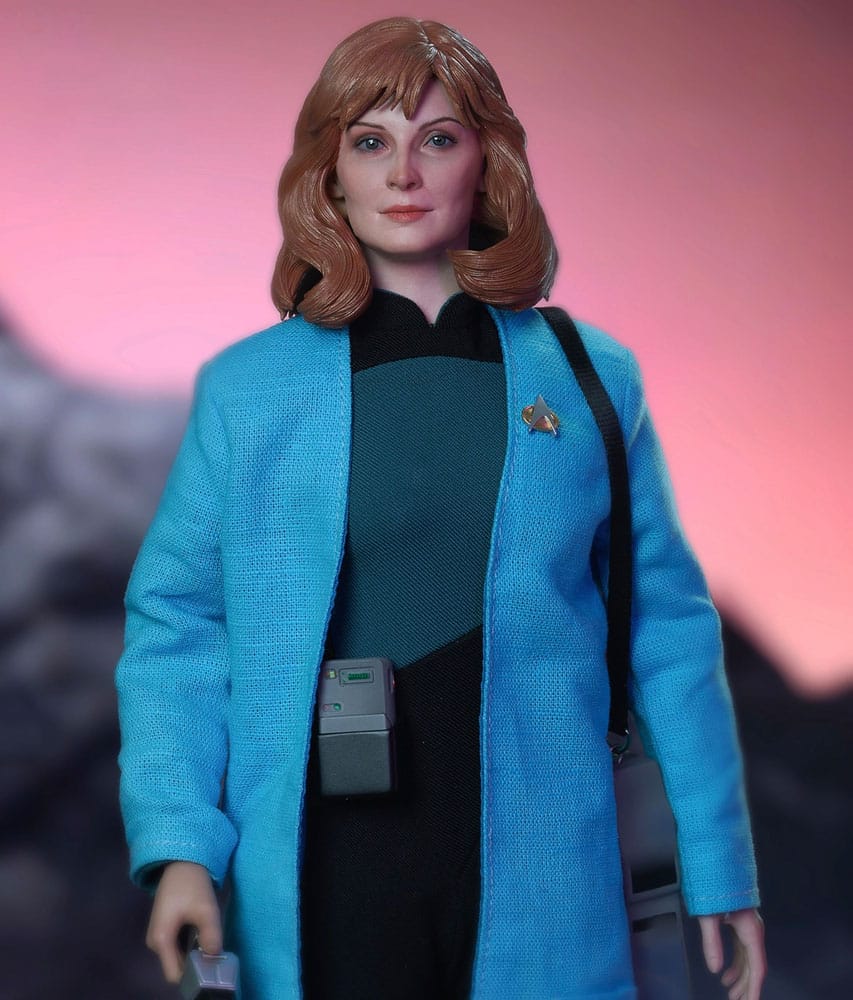 EXO 6 - Star Trek: The Next Generation Action Figure 1/6 Dr. Beverly Crusher (Standard Edition)