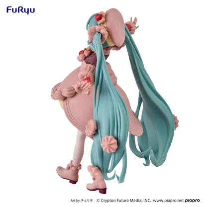 FURYU - Hatsune Miku Strawberry Chocolate Sweets Pvc Statue