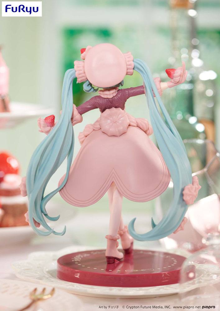 FURYU - Hatsune Miku Strawberry Chocolate Sweets Pvc Statue