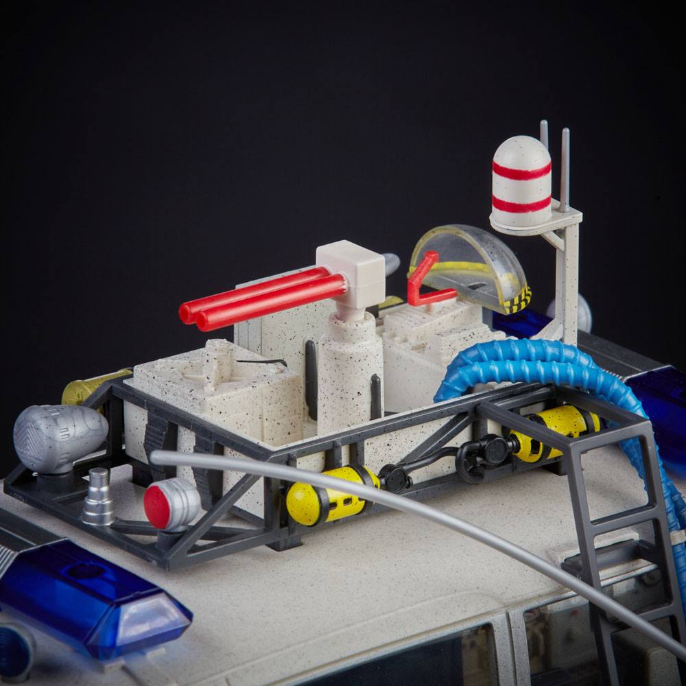 HASBRO - Ghostbusters - Plasma Series Vehicle Ecto-1