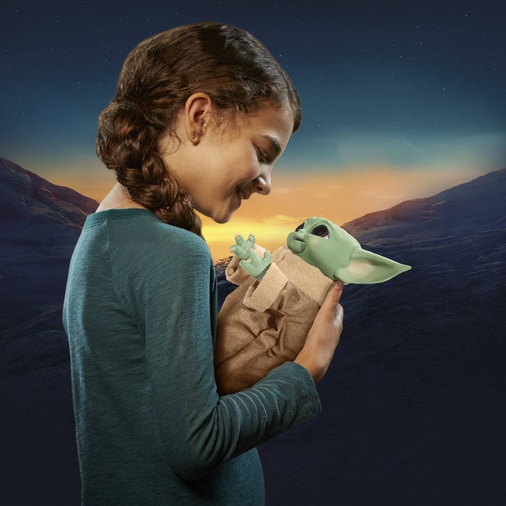 MATTEL - Star Wars The Mandalorian Interactive Figure Galactic Snackin' Grogu