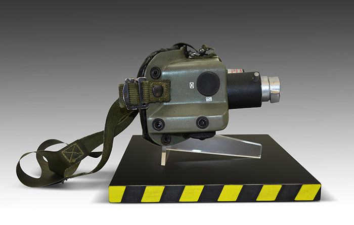 HOLLYWOOD COLLECTIBLES GROUP - Ghostbusters Ecto Goggles Prop Replica