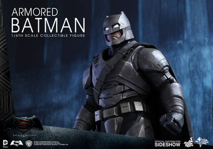 HOT TOYS - Superman VS Batman Armored Batman  MMS349
