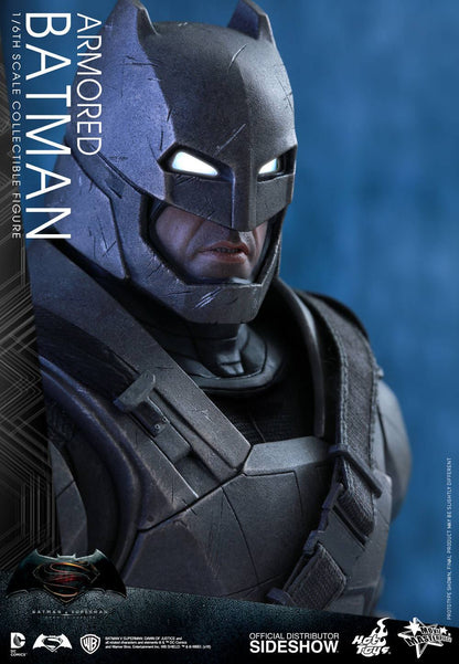 HOT TOYS - Superman VS Batman Armored Batman  MMS349