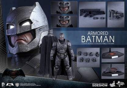 HOT TOYS - Superman VS Batman Armored Batman  MMS349