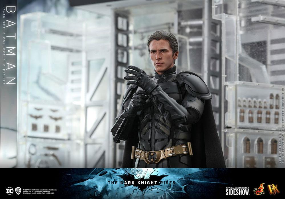 HOT TOYS - Dc Comics - Batman The Dark Knight Rises Movie Masterpiece 1:6 Action Doll Batman DX 19