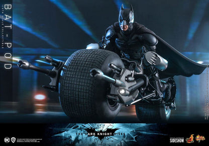 HOT TOYS - Dc Comics - Batman The Dark Knight Rises Movie Masterpiece 1:6 Action Doll Bat-Pod MMS591