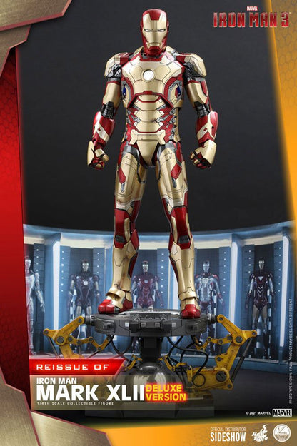 HOT TOYS - Marvel - Iron Man 3 1:4 Action Doll Iron Man Mark XLII DeLuxe Ver QS008