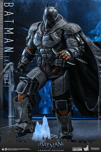 HOT TOYS - Dc Comics - Batman Arkham Origins 1:6 Action Doll Batman (Xe Suit)