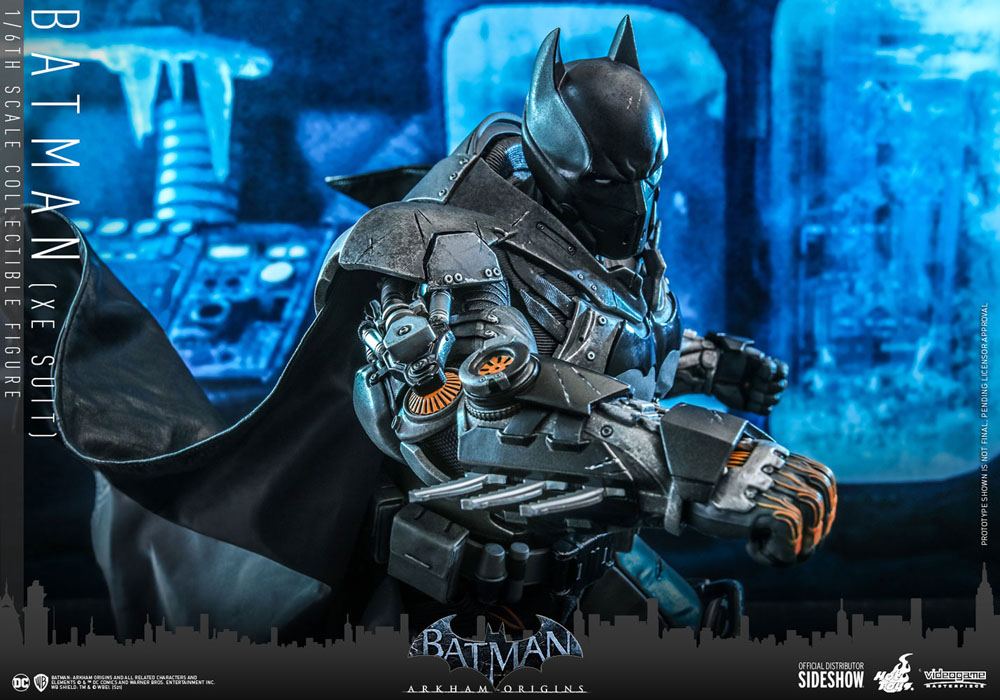 HOT TOYS - Dc Comics - Batman Arkham Origins 1:6 Action Doll Batman (Xe Suit)