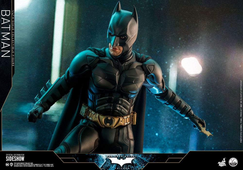 HOT TOYS - Dc Comics - The Dark Knight Trilogy Batman 1:4 Action Doll QS019