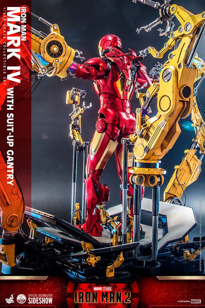 HOT TOYS - Marvel - Iron Man 2 1:4 Action Doll Iron Man Mark IV with Suit-Up Gantry