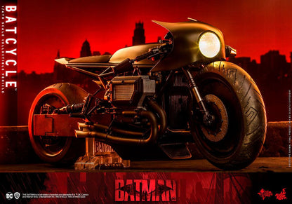 HOT TOYS - Dc Comics - The Batman Movie Masterpiece 1:6 Action Doll Batcycle