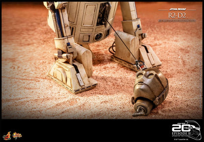 HOT TOYS - Star Wars: Episode II Action Figure 1/6 R2-D2