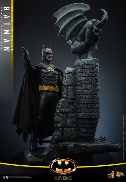 HOT TOYS - Batman (1989) Movie Masterpiece Action Figure 1/6 Batman (Deluxe Version)