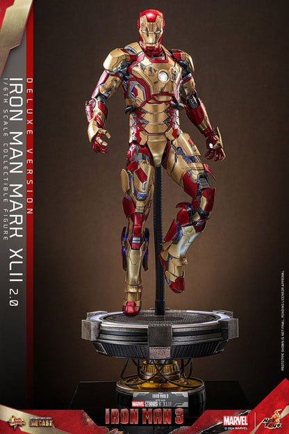 HOT TOYS - Iron Man 3 Movie Masterpiece Diecast Action Figure 1/6 Iron Man Mark XLII (2.0) Deluxe