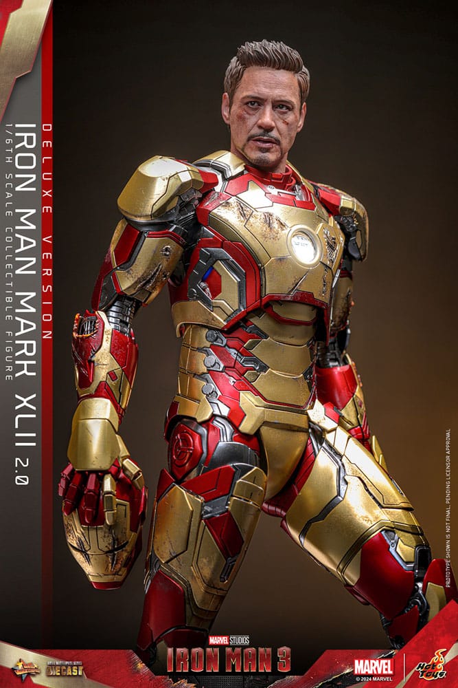 HOT TOYS - Iron Man 3 Movie Masterpiece Diecast Action Figure 1/6 Iron Man Mark XLII (2.0) Deluxe