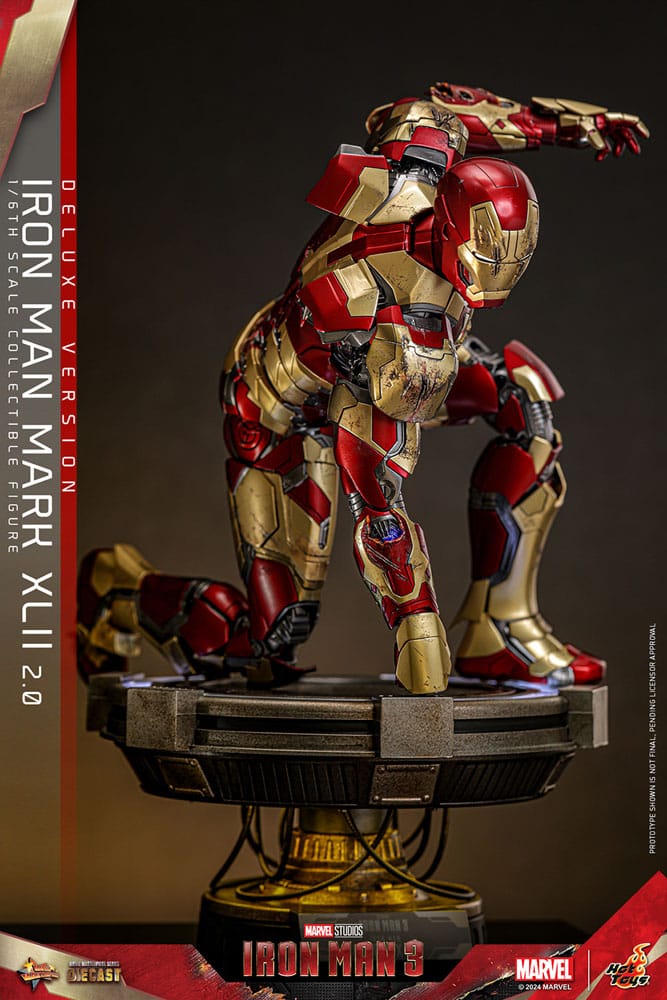 HOT TOYS - Iron Man 3 Movie Masterpiece Diecast Action Figure 1/6 Iron Man Mark XLII (2.0) Deluxe