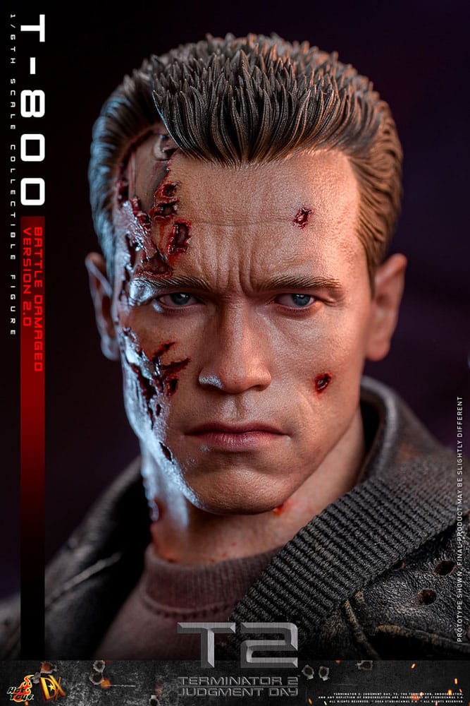 HOT TOYS - Terminator 2 Movie Masterpiece Action Figure 1/6 T-800 Battle Damaged Version