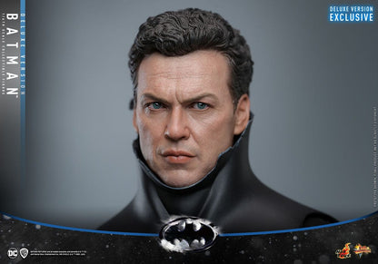 HOT TOYS - Batman Returns Movie Masterpiece Action Figure 1/6 Batman (Deluxe Version)