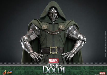 HOT TOYS - Marvel Comic Masterpiece Action Figure 1/6 Doctor Doom