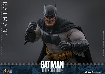 HOT TOYS - Batman: The Dark Knight Returns Comic Masterpiece Action Figure 1/6 Batman