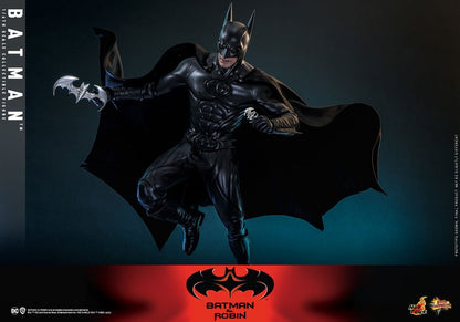HOT TOYS - Batman & Robin Movie Masterpiece Action Figure 1/6 Batman  MMS786