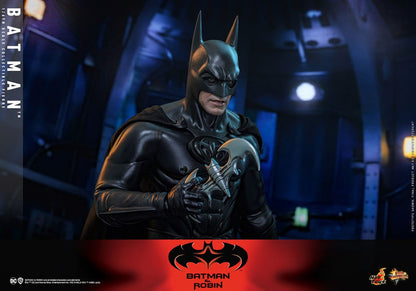 HOT TOYS - Batman & Robin Movie Masterpiece Action Figure 1/6 Batman  MMS786
