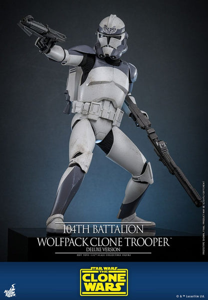 HOT TOYS - Star Wars The Clone Wars Action Figure 1/6 104th Battalion Wolfpack Clone Trooper Deluxe Version  TMS143