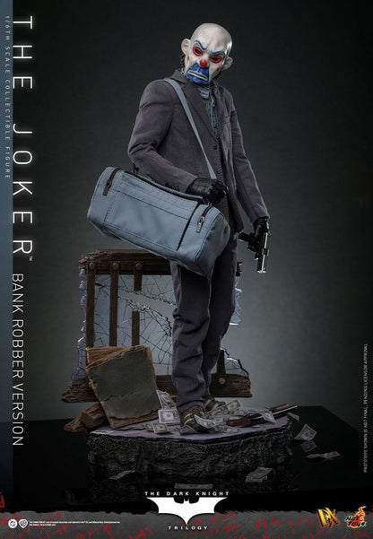 HOT TOYS - The Dark Knight DX Action Figure 1/6 The Joker (Bank Robber Version)