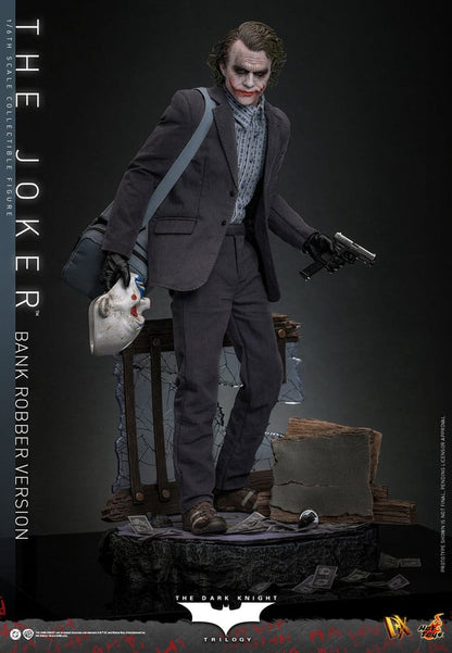 HOT TOYS - The Dark Knight DX Action Figure 1/6 The Joker (Bank Robber Version)