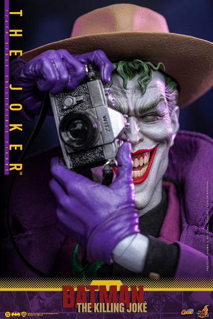 HOT TOYS - Batman: The Killing Joke Action Figure 1/6 The Joker  CMS028