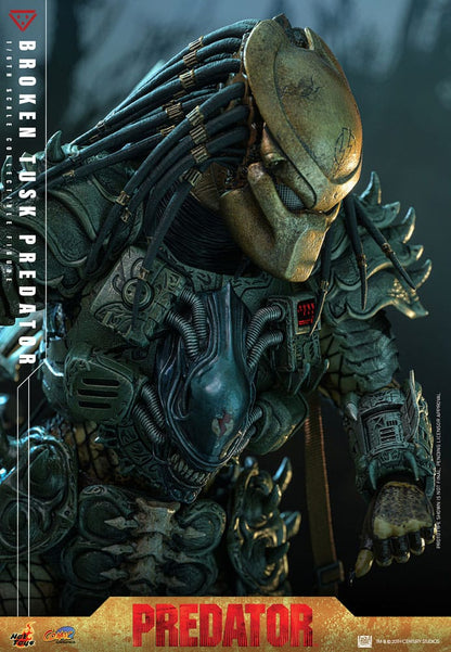 HOT TOYS - Alien vs. Predator Comic Masterpiece Action Figure 1/6 Broken Tusk Predator