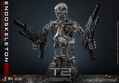 HOT TOYS - Terminator 2: Judgment Day Movie Masterpiece Die-cast Action Figure 1/6 Endoskeleton (Battle Damaged Version)