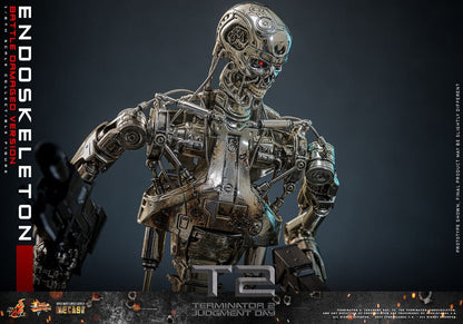 HOT TOYS - Terminator 2: Judgment Day Movie Masterpiece Die-cast Action Figure 1/6 Endoskeleton (Battle Damaged Version)