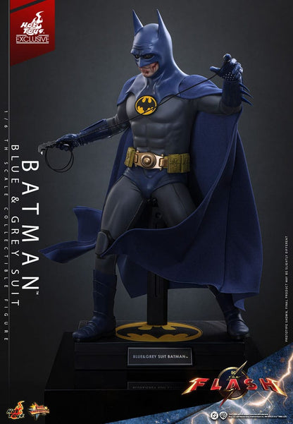 HOT TOYS - The Flash Movie Masterpiece Action Figure 1/6 Batman (Blue & Grey Suit) Limited Edition Hot Toys Exclusive  MMS834