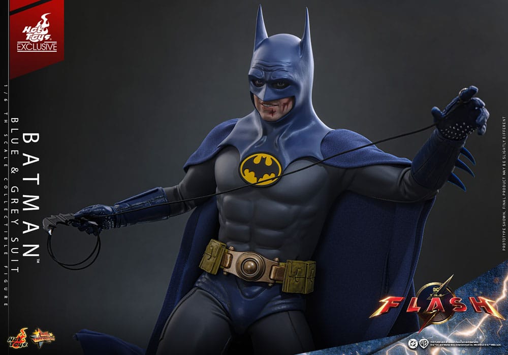 HOT TOYS - The Flash Movie Masterpiece Action Figure 1/6 Batman (Blue & Grey Suit) Limited Edition Hot Toys Exclusive  MMS834