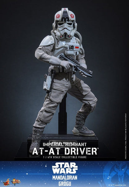 HOT TOYS - Star Wars Movie Masterpiece Action Figure 1/6 Imperial Remnant AT-AT Driver