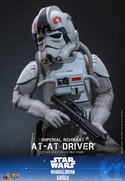 HOT TOYS - Star Wars Movie Masterpiece Action Figure 1/6 Imperial Remnant AT-AT Driver