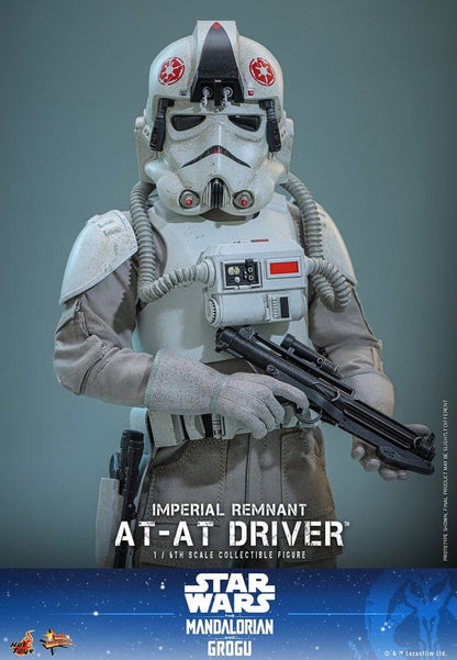HOT TOYS - Star Wars Movie Masterpiece Action Figure 1/6 Imperial Remnant AT-AT Driver
