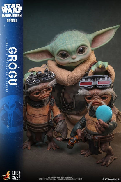 HOT TOYS - Star Wars: The Mandalorian & Grogu Life-Size Figure Grogu
