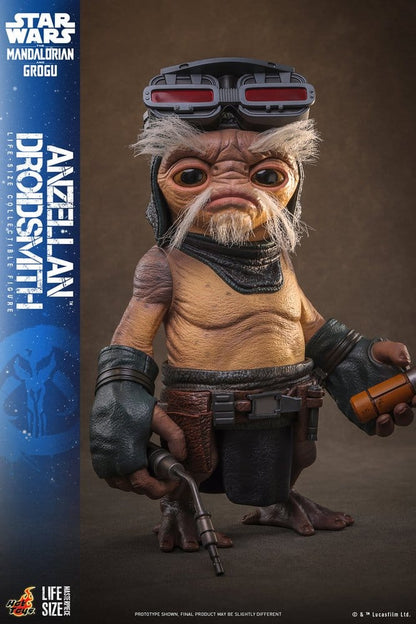 HOT TOYS - Star Wars: The Mandalorian & Grogu Life-Size Figure Anzellan Droidsmith